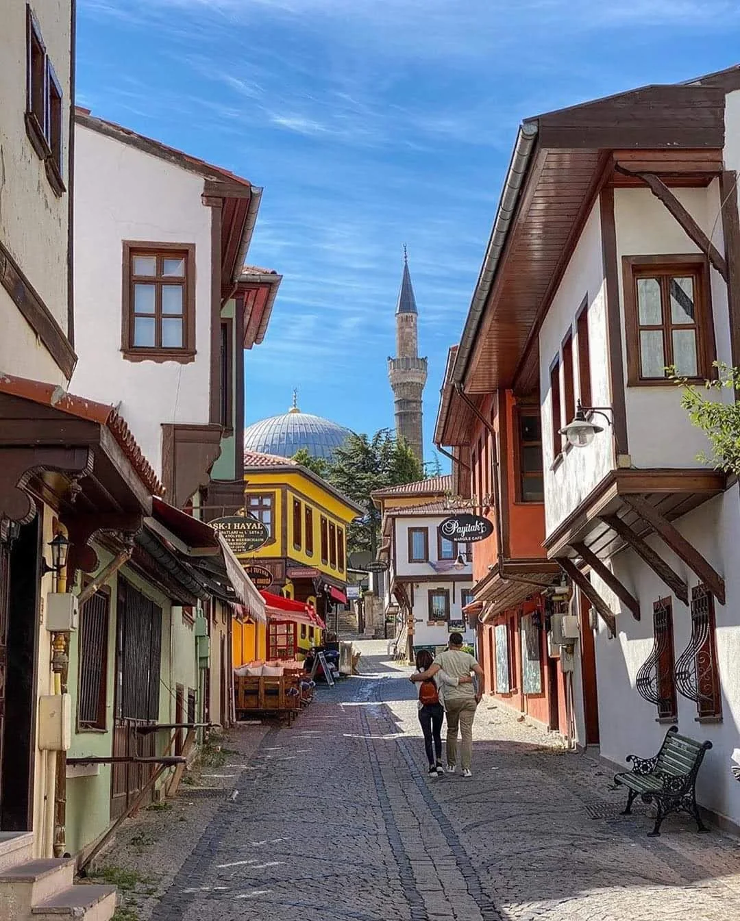 Guest exploring Cumalikizik village in Bursa